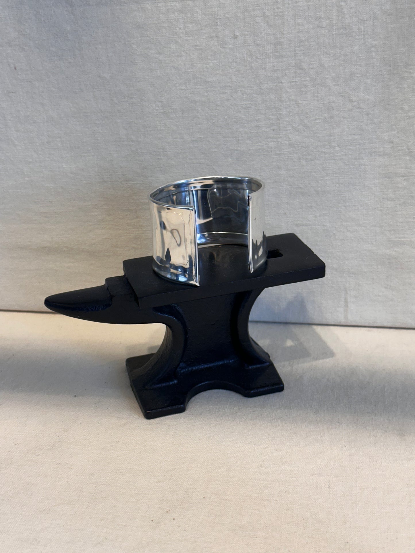 Staple Cuff