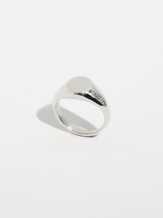 Mini Oval Signet