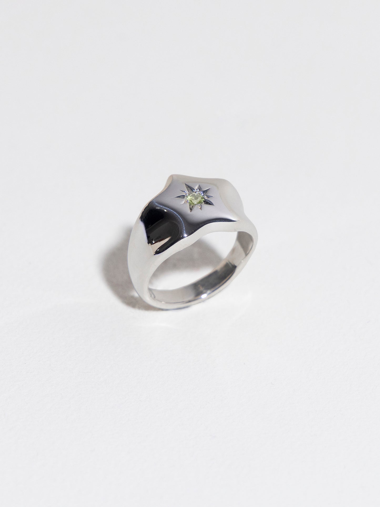 Star gem ring