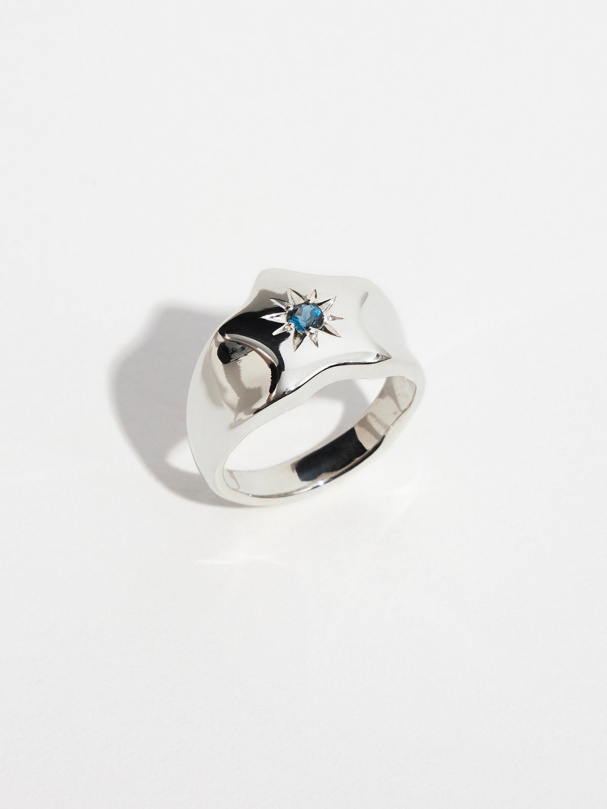 Star gem ring